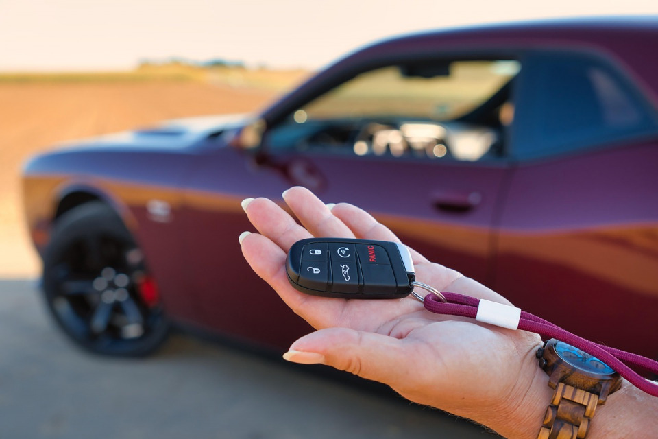 car rental key handover